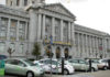 Charging_stations_in_SF_City_Hall_02_2009_01