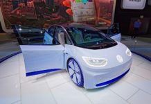 Volkswagen_I.D._Concept_-_Mondial_de_l'Automobile_de_Paris_2016_-_005